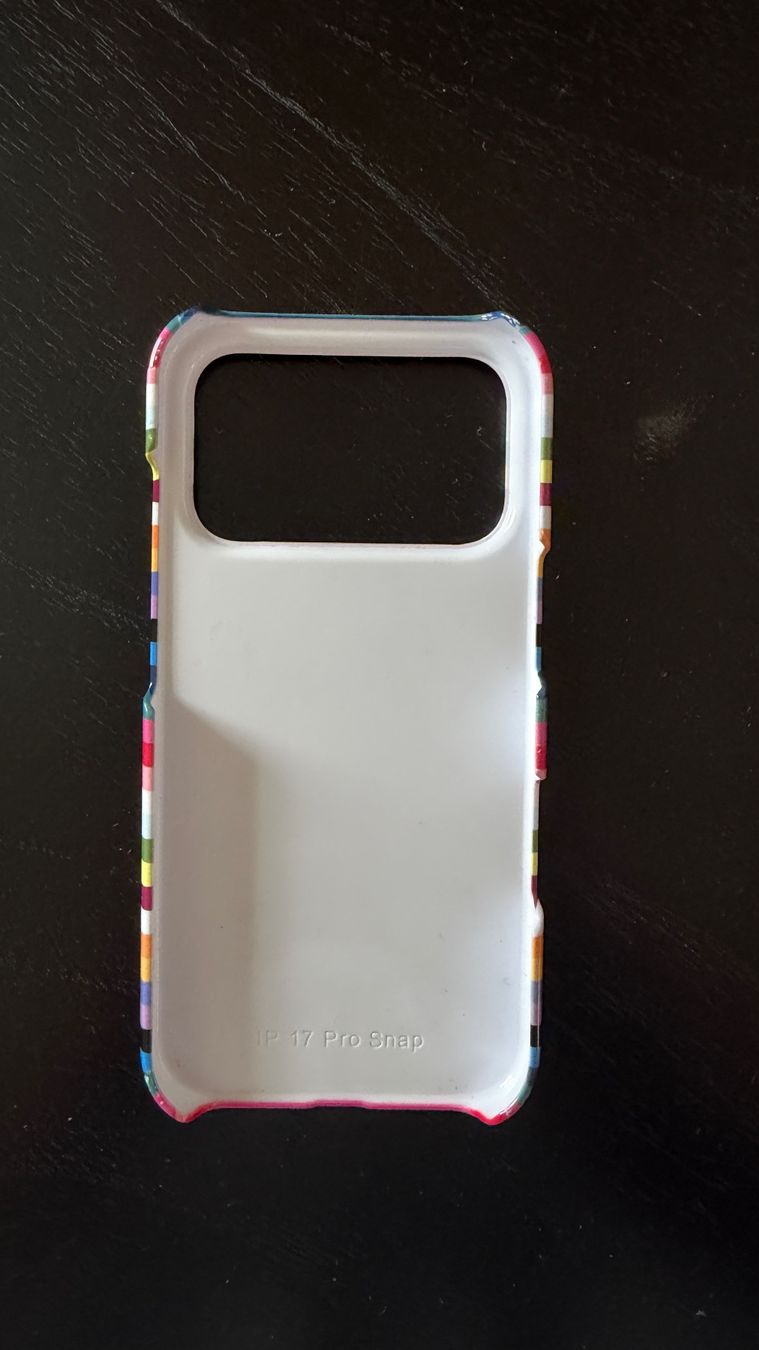 Apple Coques & Protection écran: Fragola iPhone 17 Pro Case – D'occasion à Zürich par pre_vy7t 1