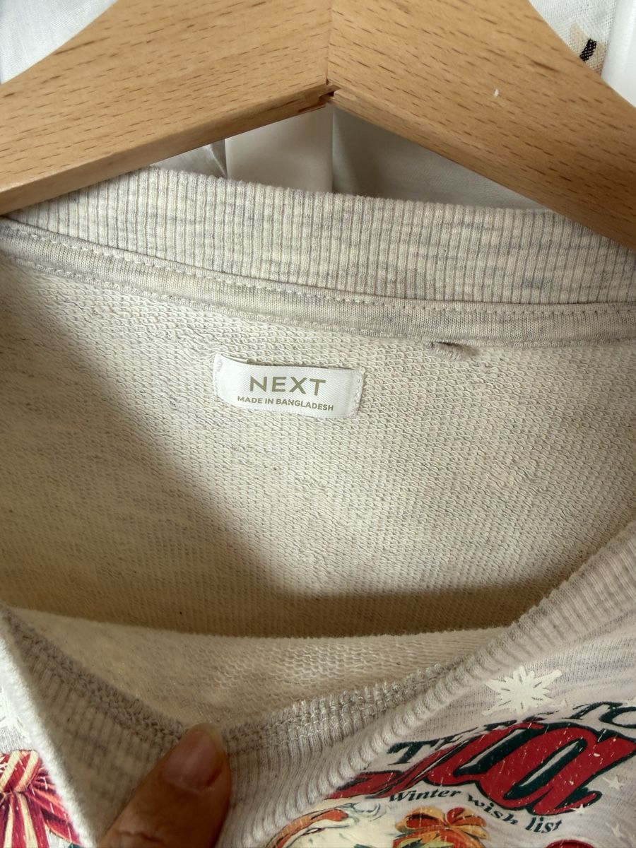 Next Maglioni & Felpe: Next Pullover, Letters to Santa, Grösse 152, Top! – Usato da Erlenbach ZH venduto da Arti83 1