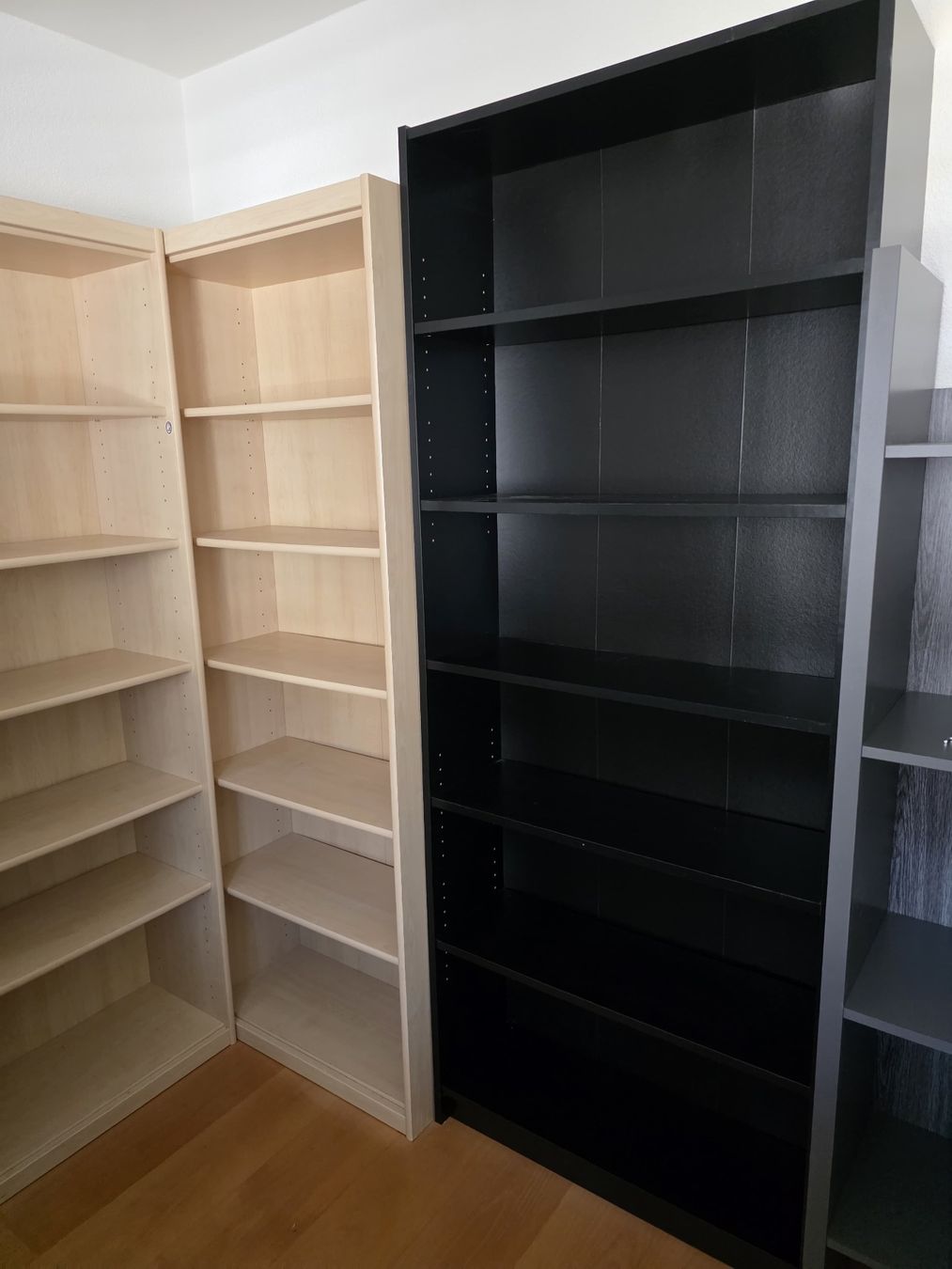 Ikea Regale: Billy Ikea Schwarz 28cm x 202cm x 80cm – Gebraucht aus Pfeffingen von tobsent