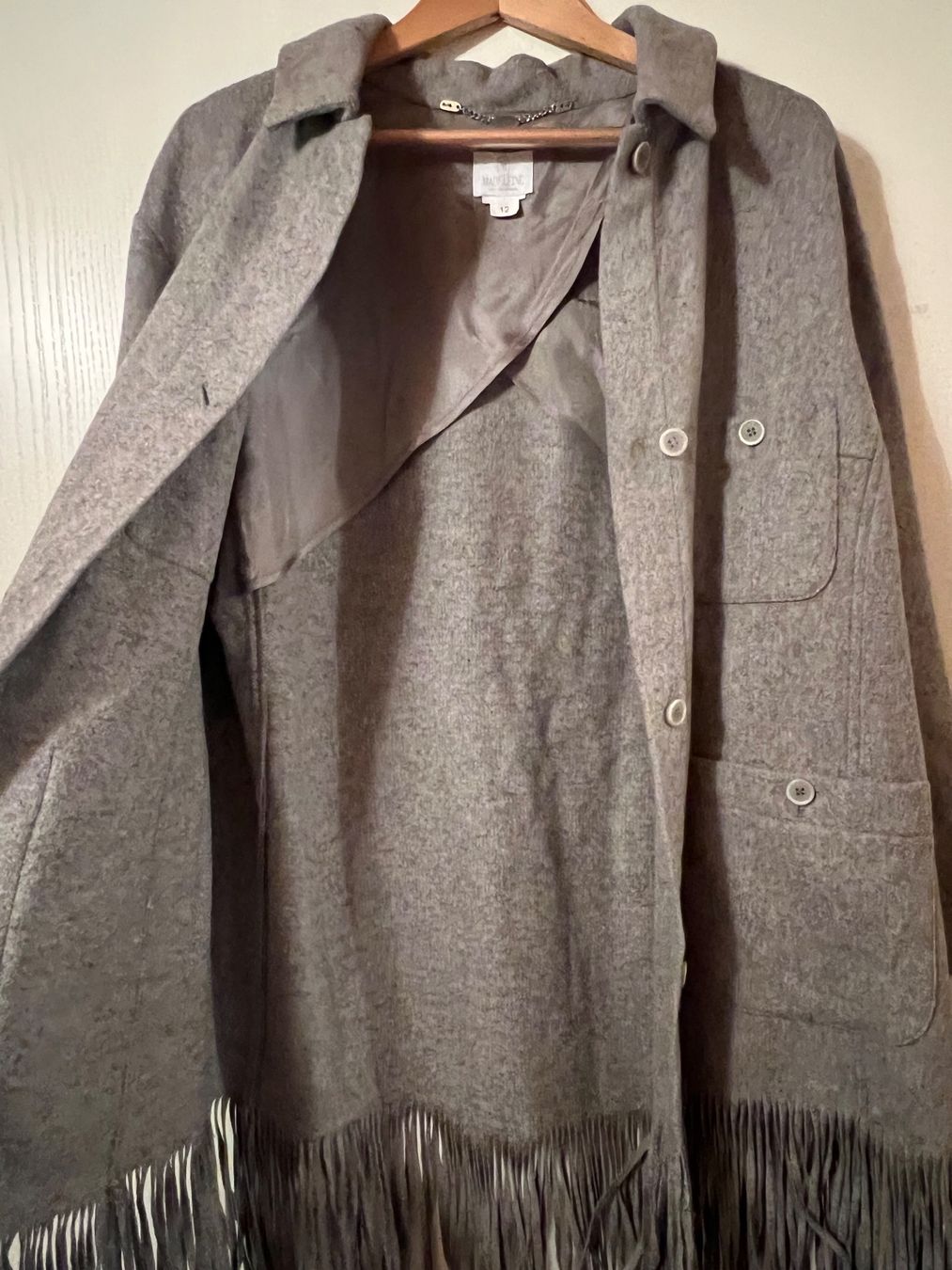Madeleine Giacche: MADELEINE Tolle Jacke mit Fransen, Grösse 40, – Usato da Ruggell venduto da Malbuntiger01 1