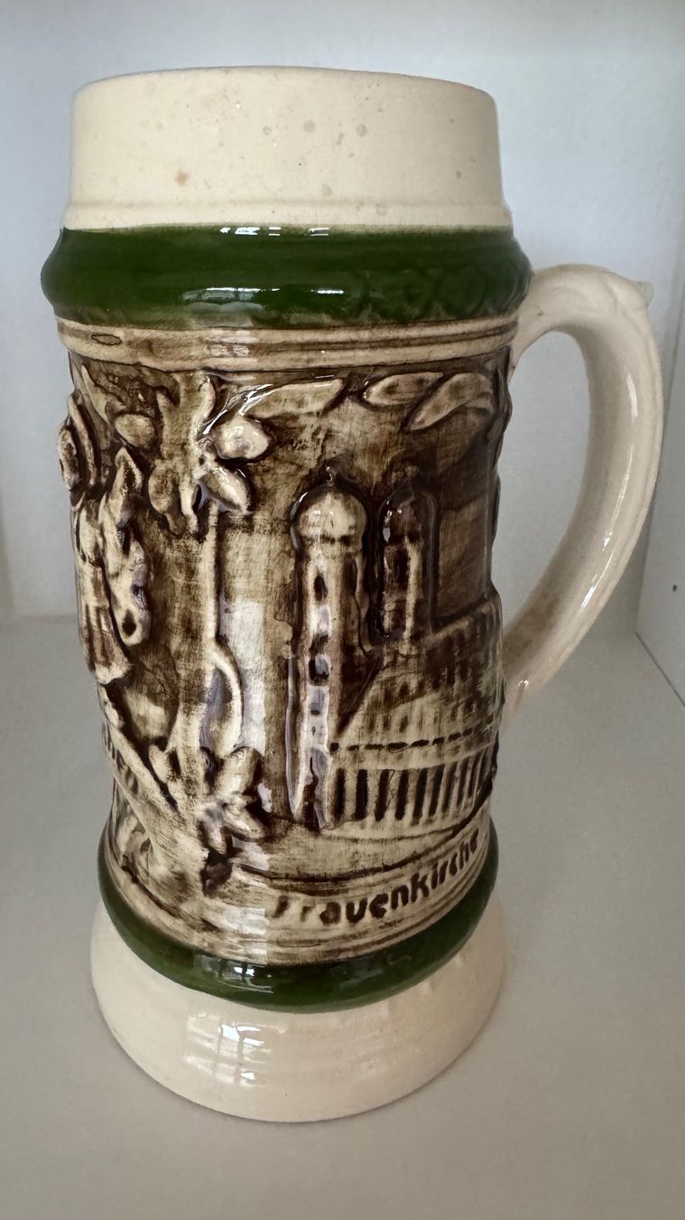Alle Dekorationen: Bierkrug Keramik München – Gebraucht aus Fällanden von Escheli 2