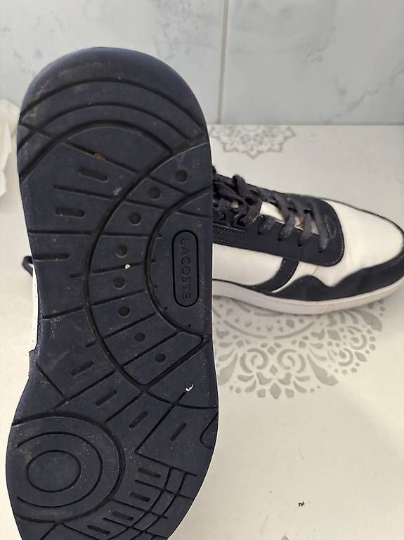 Chaussures hommes: Sneaker Lacoste – D'occasion à Safenwil par nelly2010 2