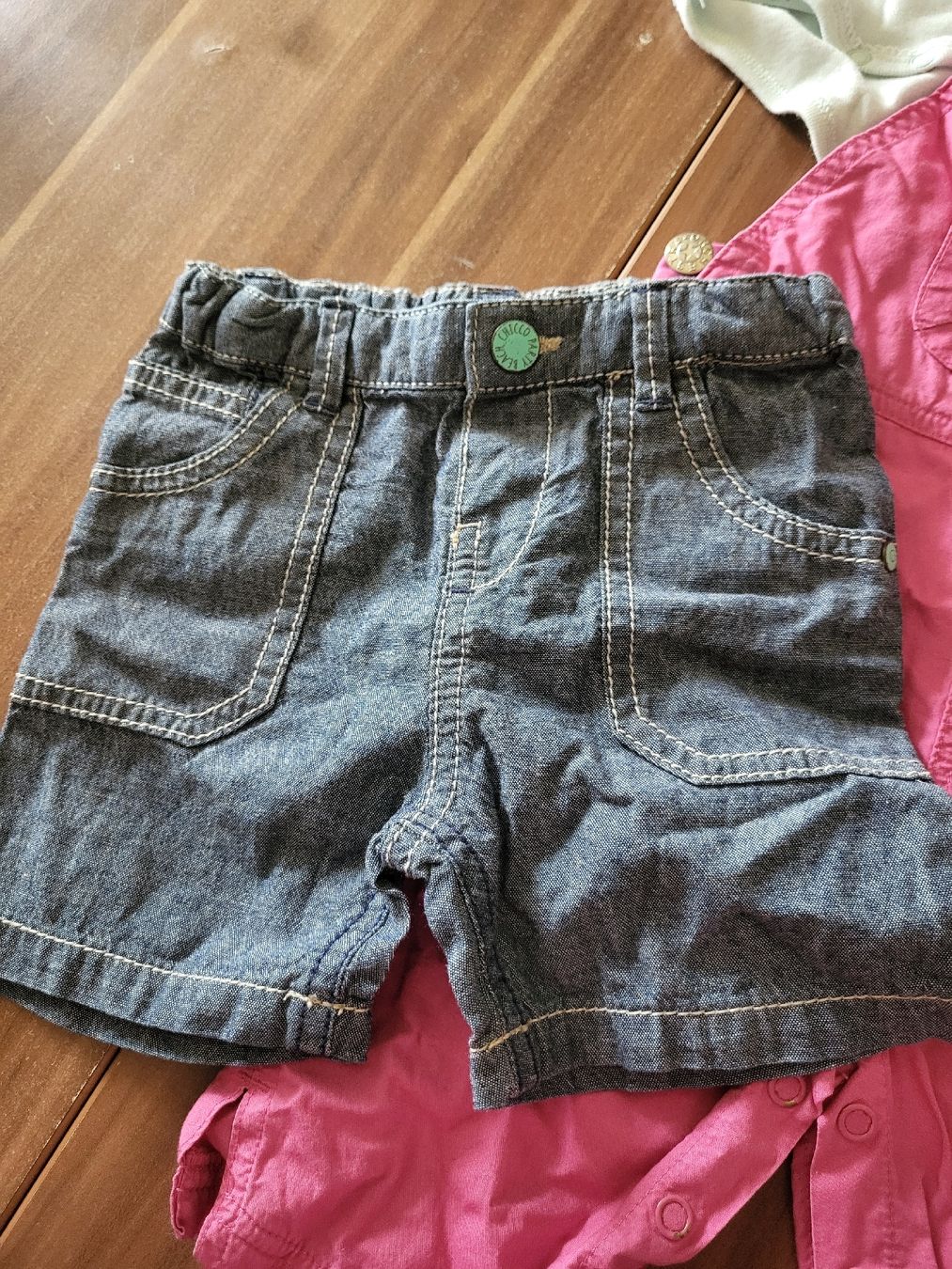 Lotti & Set di vestiti: Sommer Kleiderpaket Gr.62-68 – Usato da Römerswil LU venduto da Estermann1402 2