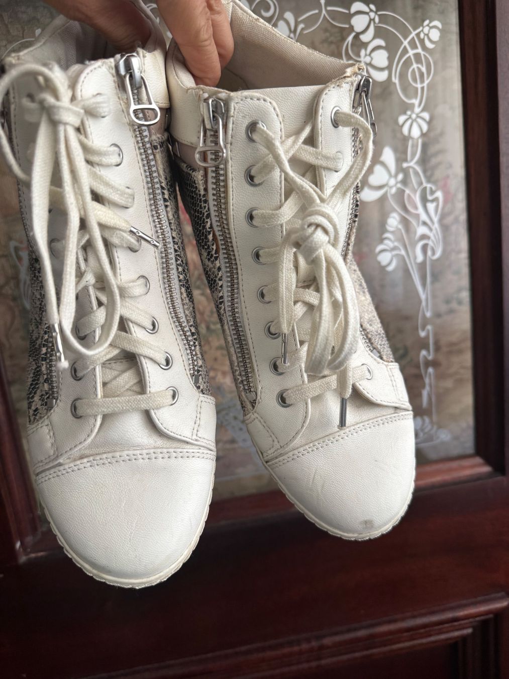H&M Scarpe da donna: H&M Sneakers Schuhe – Usato da Obfelden venduto da cesarina10 2