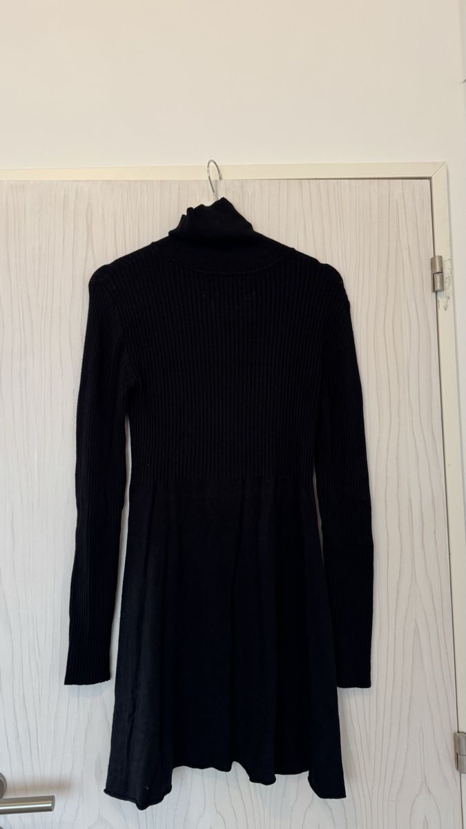 Vero Moda Kleider: Vero Moda Strickkleid – Gebraucht aus Jens von Nougat2001