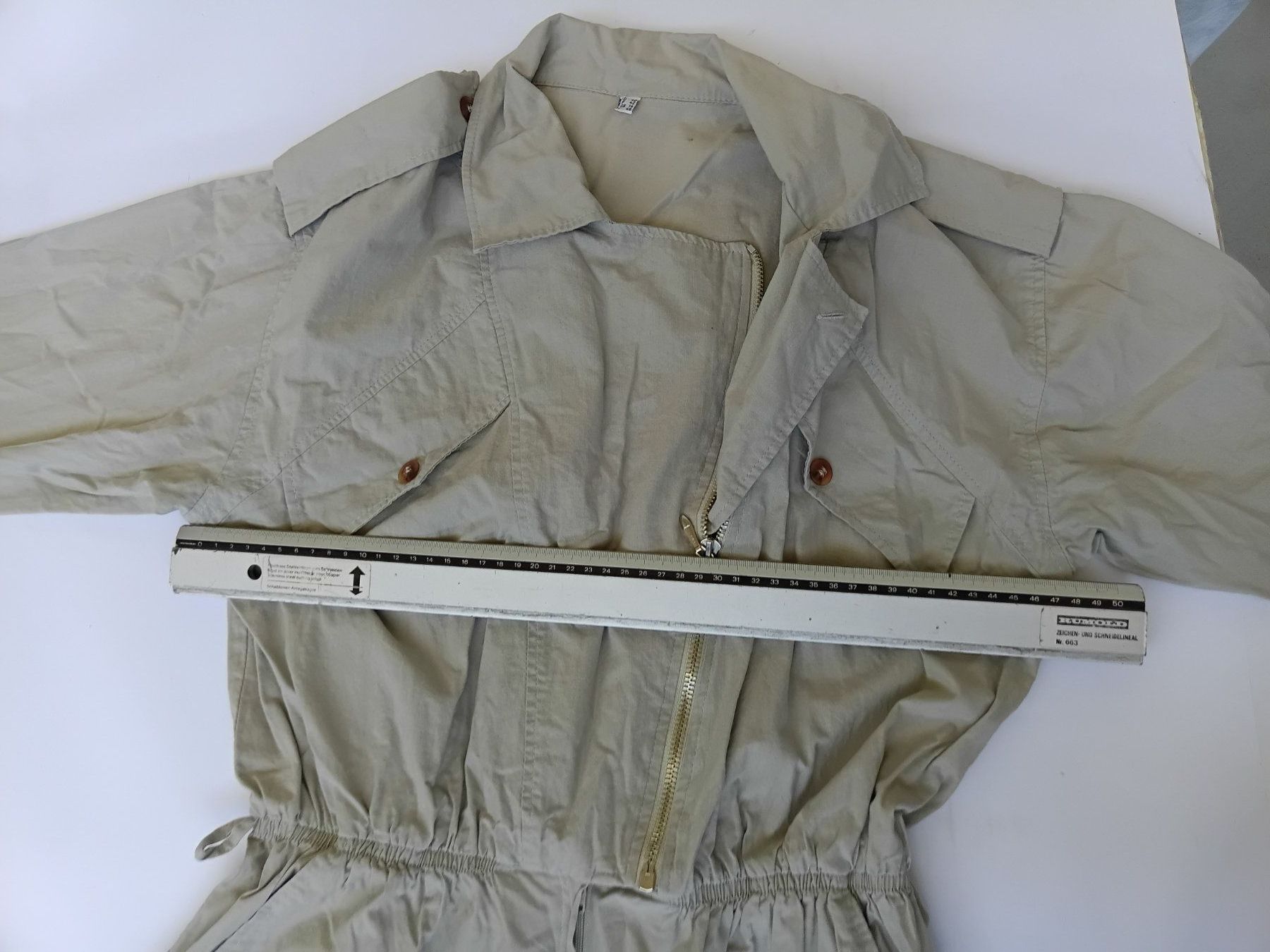 Jumpsuits: Damen Jumpsuit hellgrau mit Reissverschluss – Neu (gemäss Beschreibung) aus Wängi von Ladys_First 6