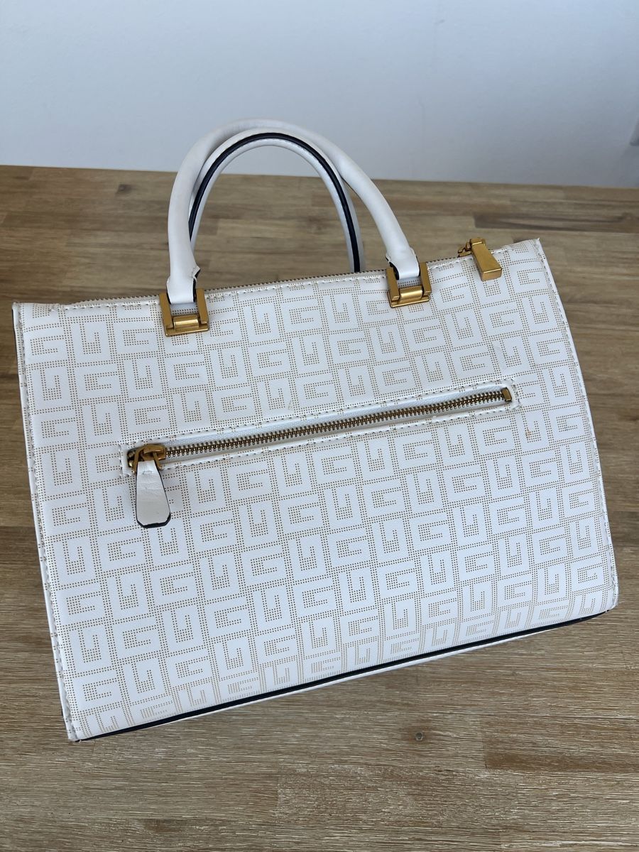 Guess Borse da donna: Guess Weisse Tasche – Usato da Dübendorf venduto da kat_yx9r 3