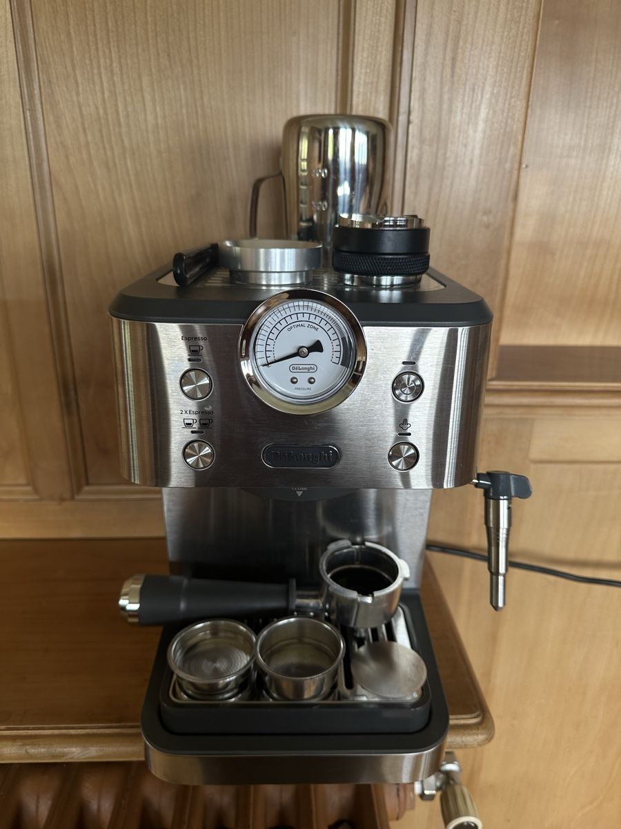 De'Longhi Machines à café & Machines à expresso: DeLonghi La Specialista Espresso Machine used – D'occasion à Blonay par sae_6sgw