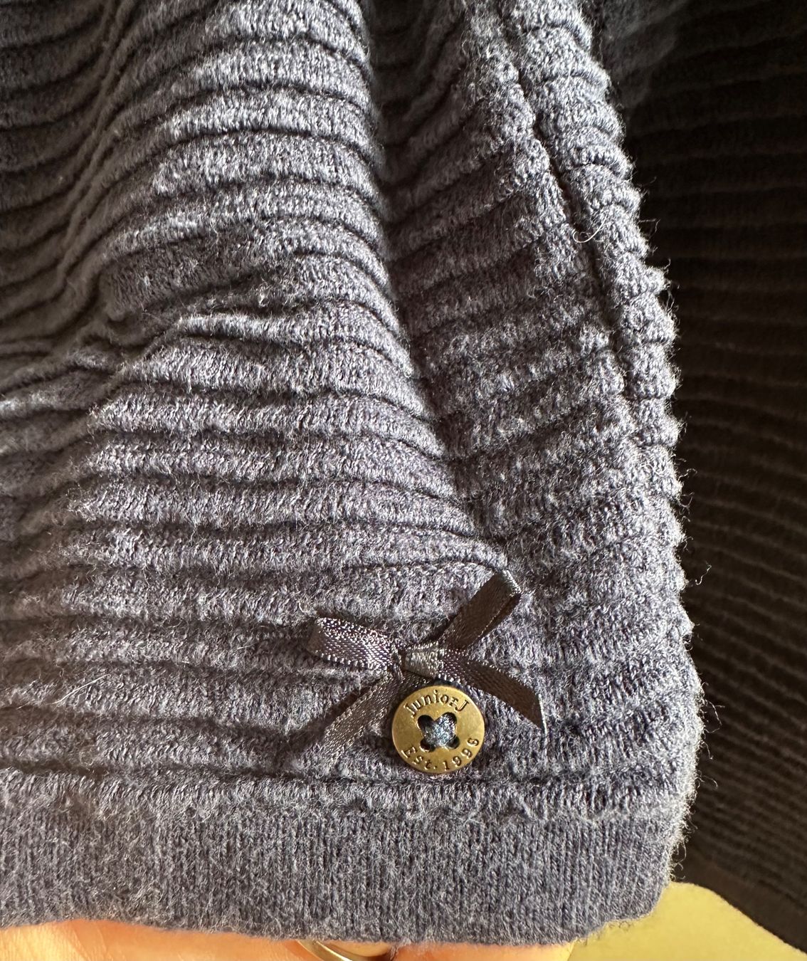 Maglioni & Felpe: Pullover für Mädchen Jasper Conran – Usato da Dürrenroth venduto da tvy_bh56 2