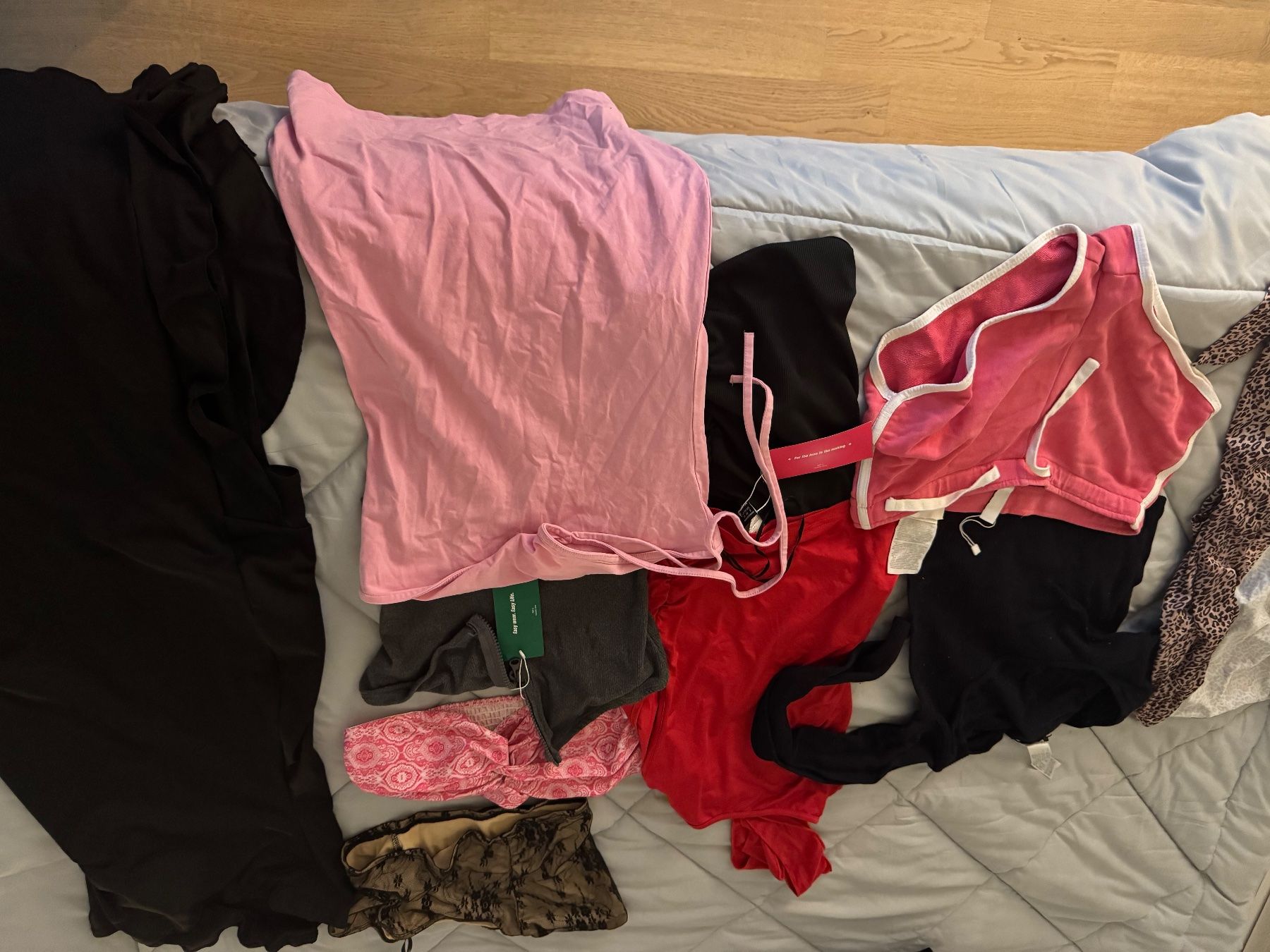 Lotti di vestiti: Kleiderpaket Grösse XS/S – Usato da Binningen venduto da Nfizzi 1
