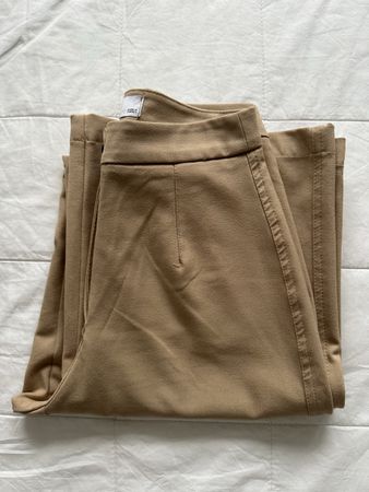 Pantalon beige Bershka taille 34