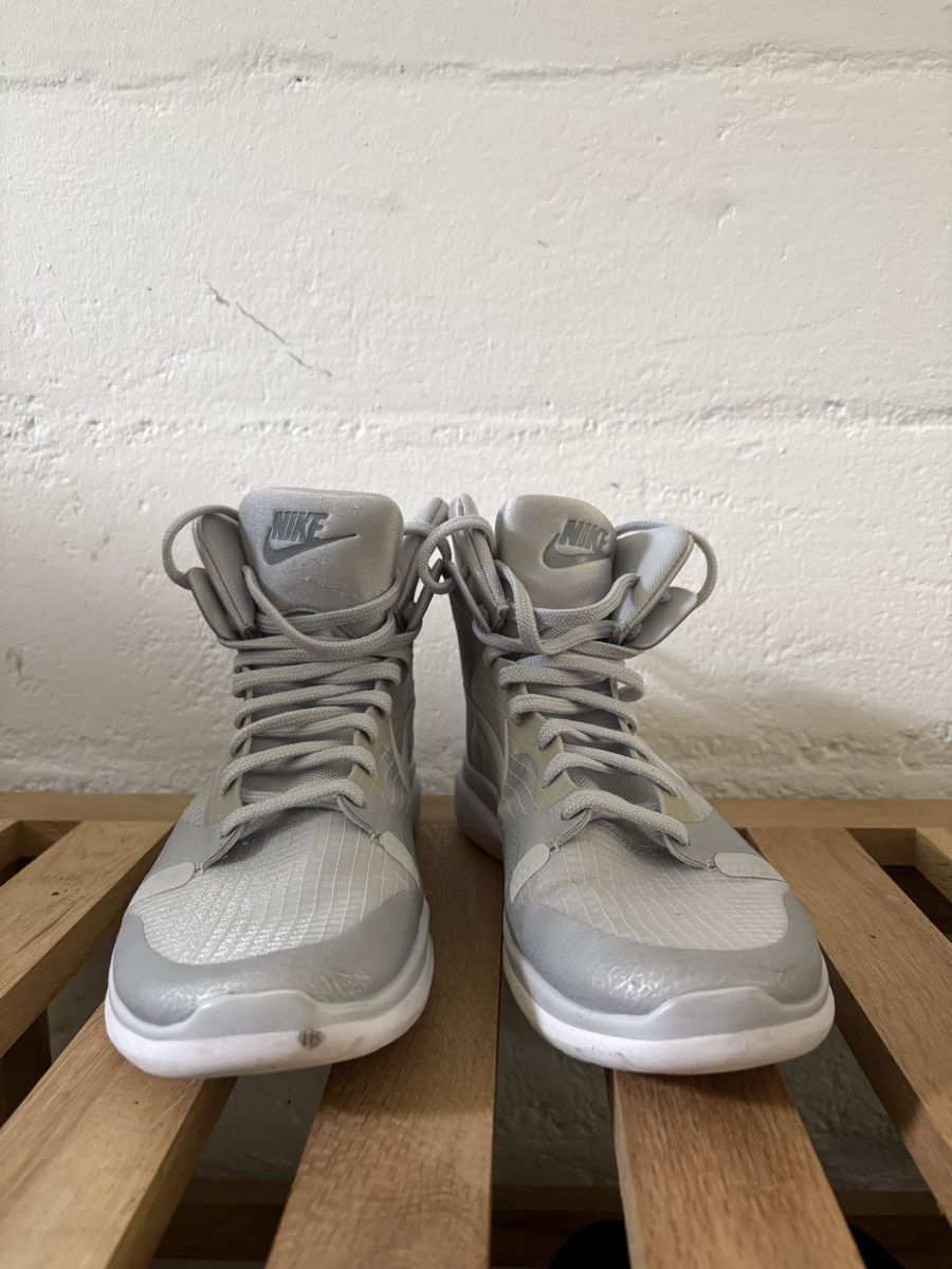 Nike Damenschuhe: Nike Dunk Ultra Modern – Gebraucht aus Bern von roblee01 1
