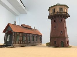 GÜTERSCHUPPENUND TURM SPUR N GESUPPERT