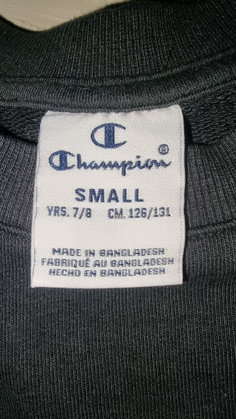 Champion Pullover & Sweatshirts: Champion Pullover Sweatshirt Gr. S (7/8 J.) schwarz Mädchen  – Gebraucht aus Wigoltingen von Zuckerfee84 2