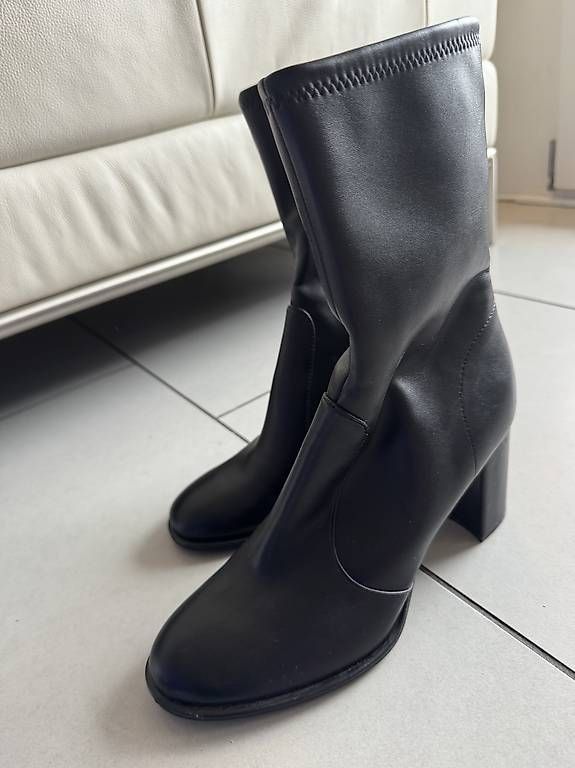 Scarpe da donna: Stiefeletten 41, wie neu – Usato da Zürich venduto da anjamug