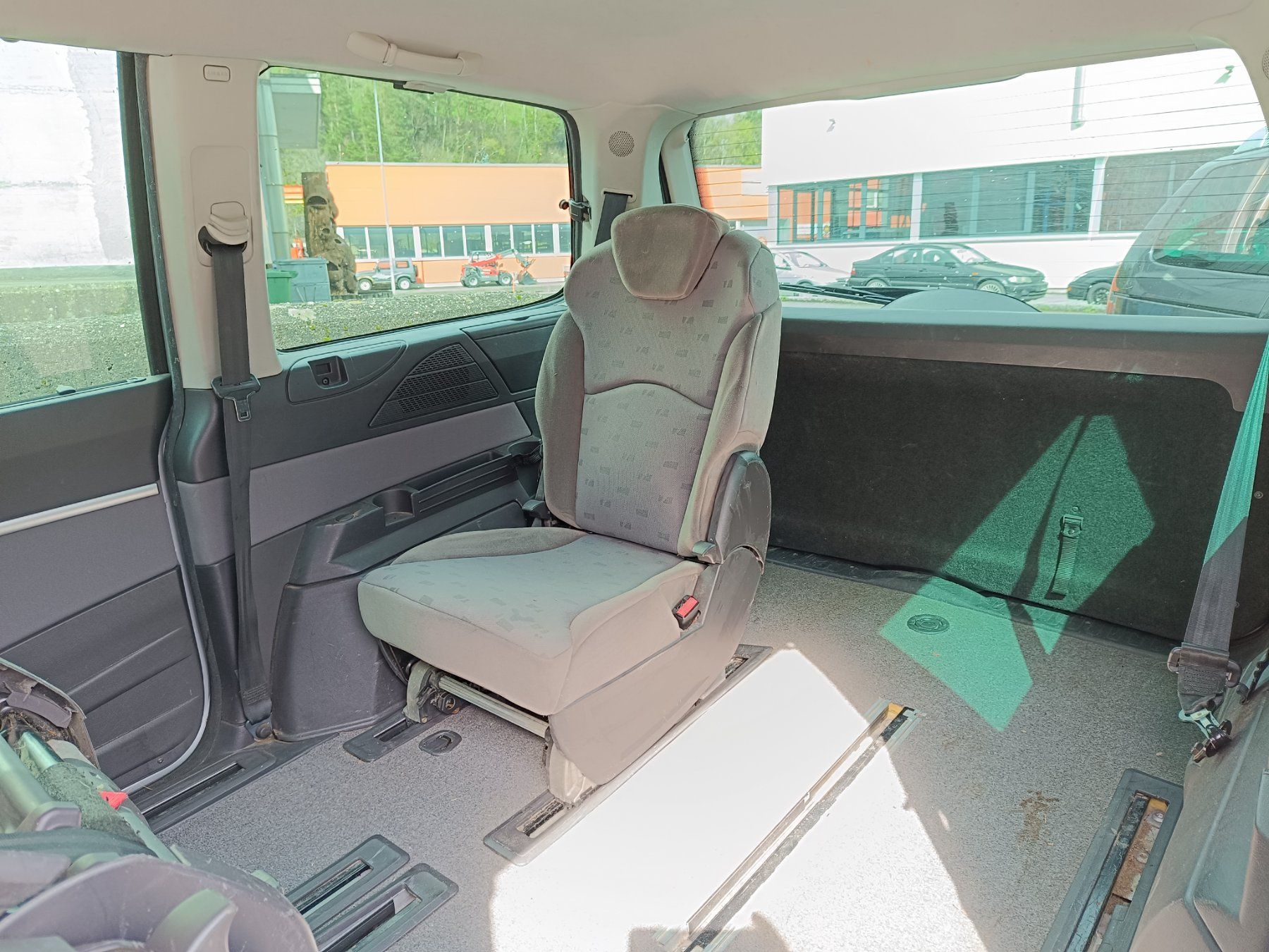 Peugeot Autos: Peugeot 807  08.2004 – Defekt aus Weite von  9