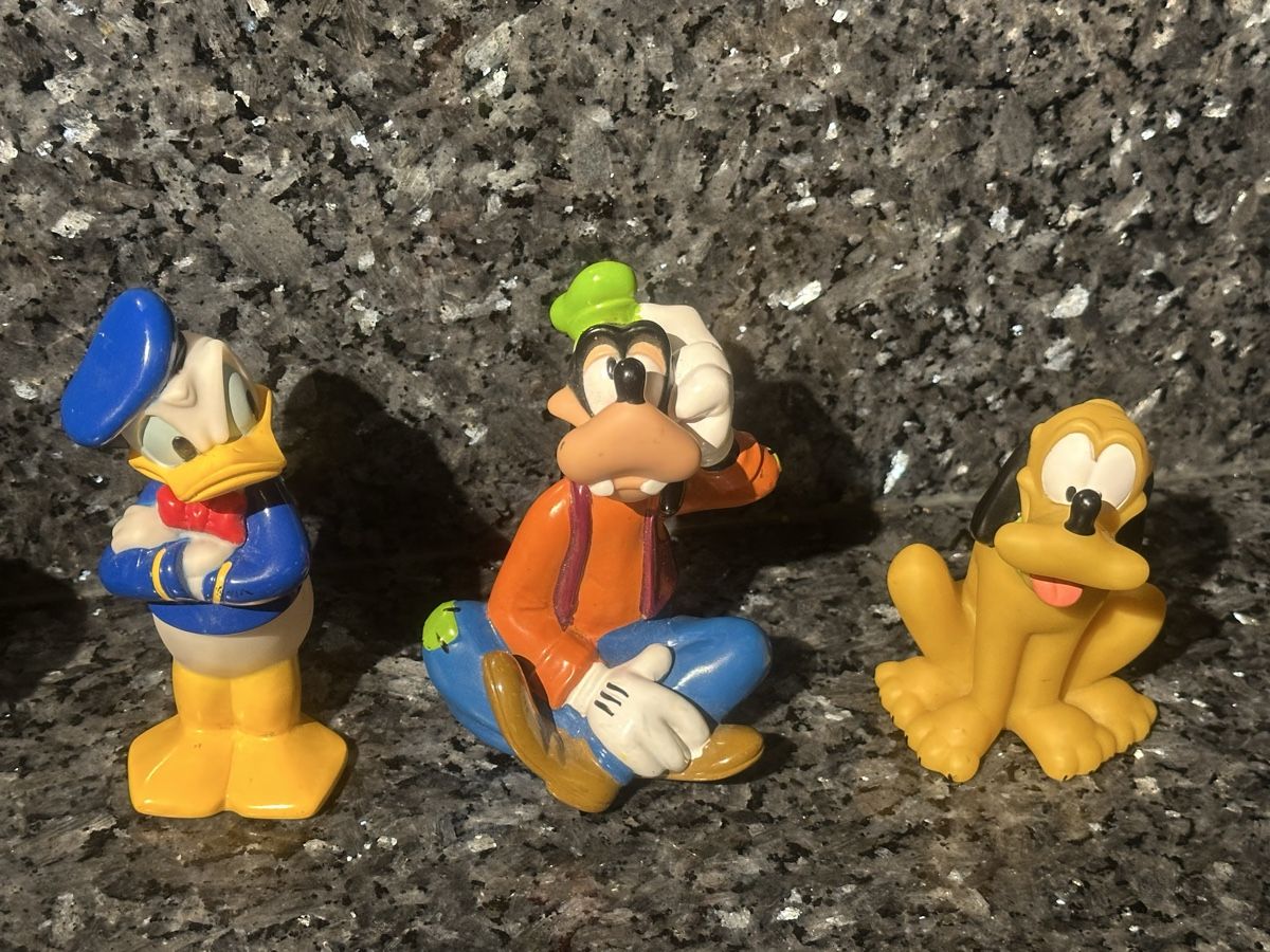 Disney Statuette: Disney Figuren Donald Duck Goofy, Pluto, – Usato da Deitingen venduto da Himhip
