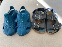Sandalen und Badeschuhe in Grösse 19