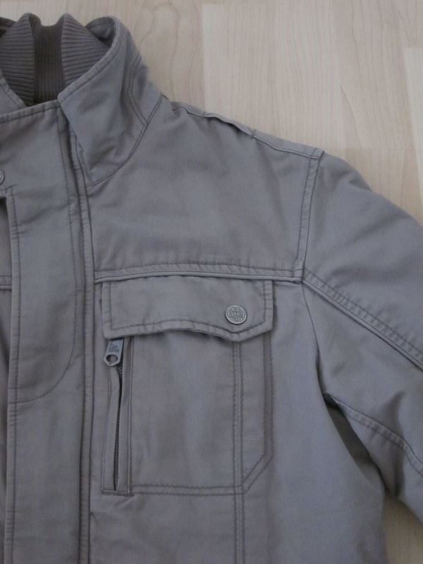 Esprit Giacche: Esprit Jacke Gr.L – Usato da Sachseln venduto da Palur