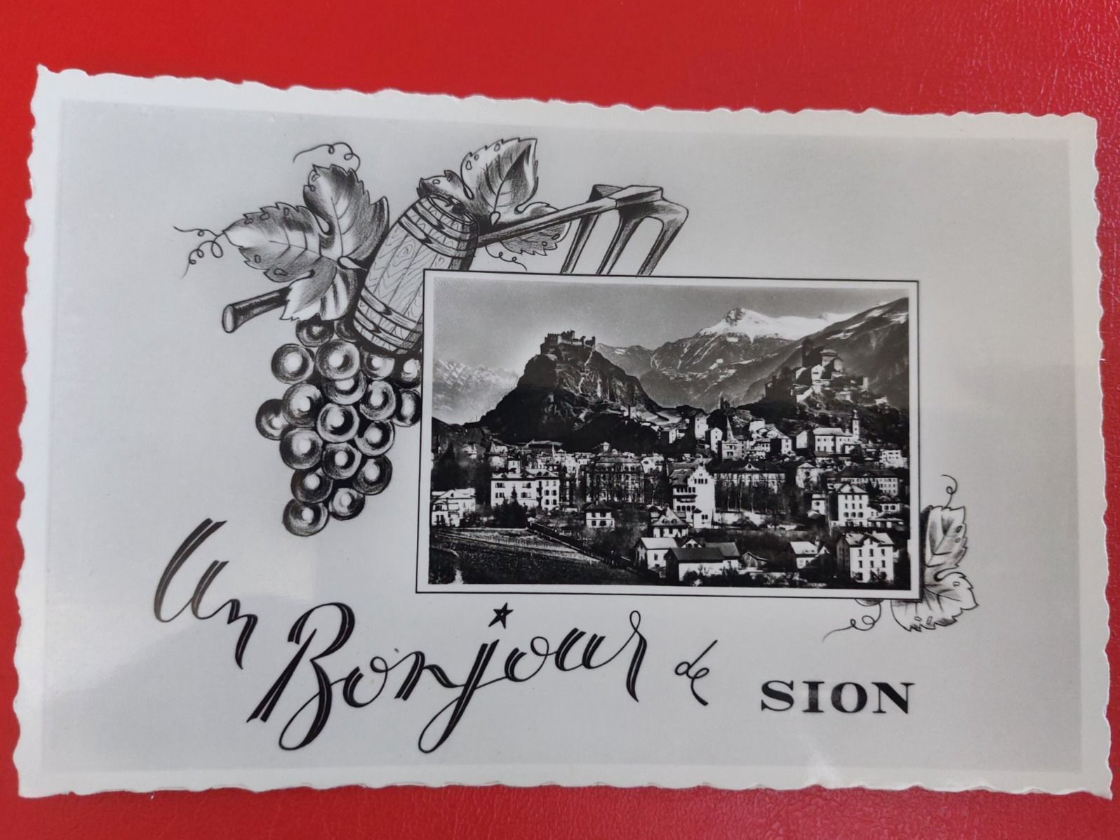 Cartoline postali: Un Bonjour de Sion – Usato da St-Légier-Chiésaz venduto da Theo006
