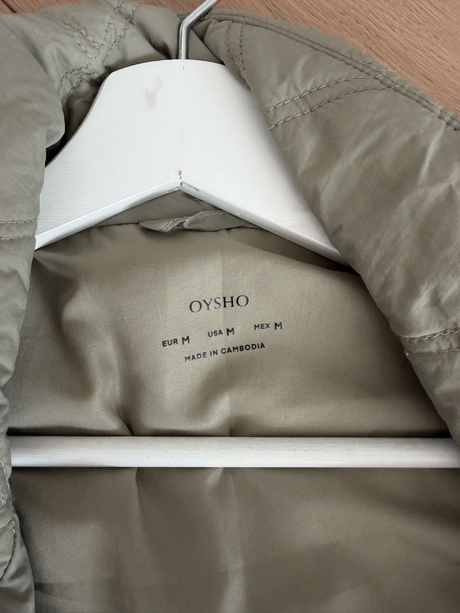 Oysho Vestes: Steppjacke Damen | Grösse M | Oysho – D'occasion à Winterthur par saram26 2
