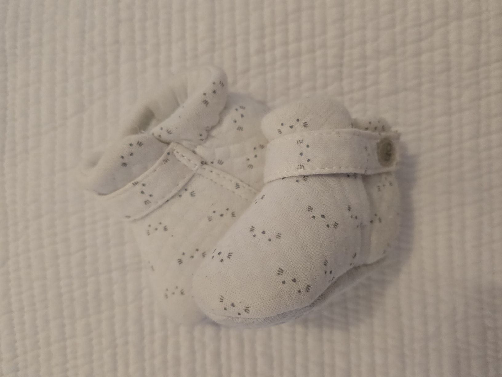 Scarpe per ragazzi: Chaussons bébé 1-6 mois, Obaibi – Nuovo (secondo la descrizione) da Genève venduto da cec_d6pg 1