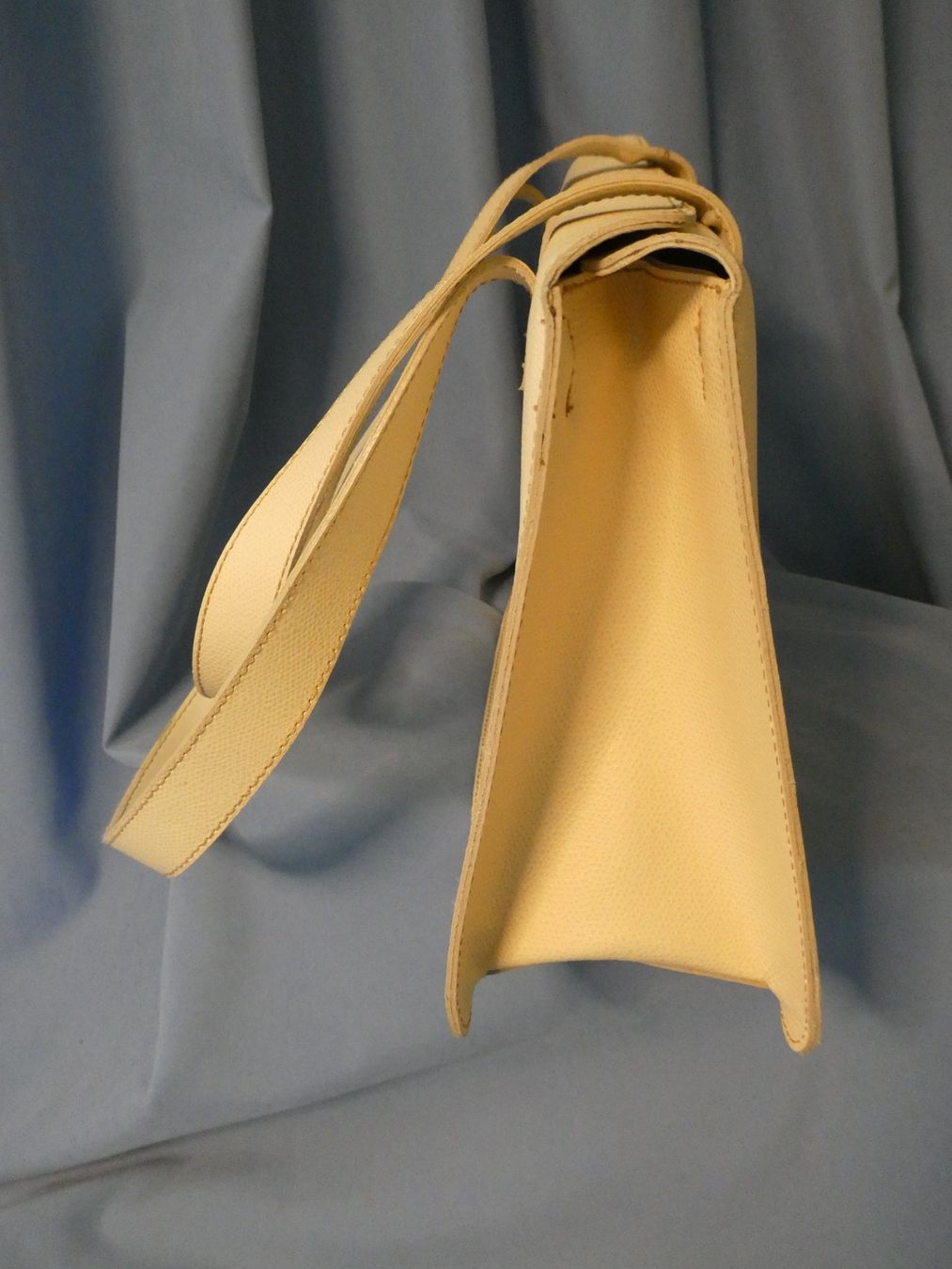 L.Credi Borse: Handtasche beige/gelb Marke L.Credi – Usato da Tann venduto da Charly65 2