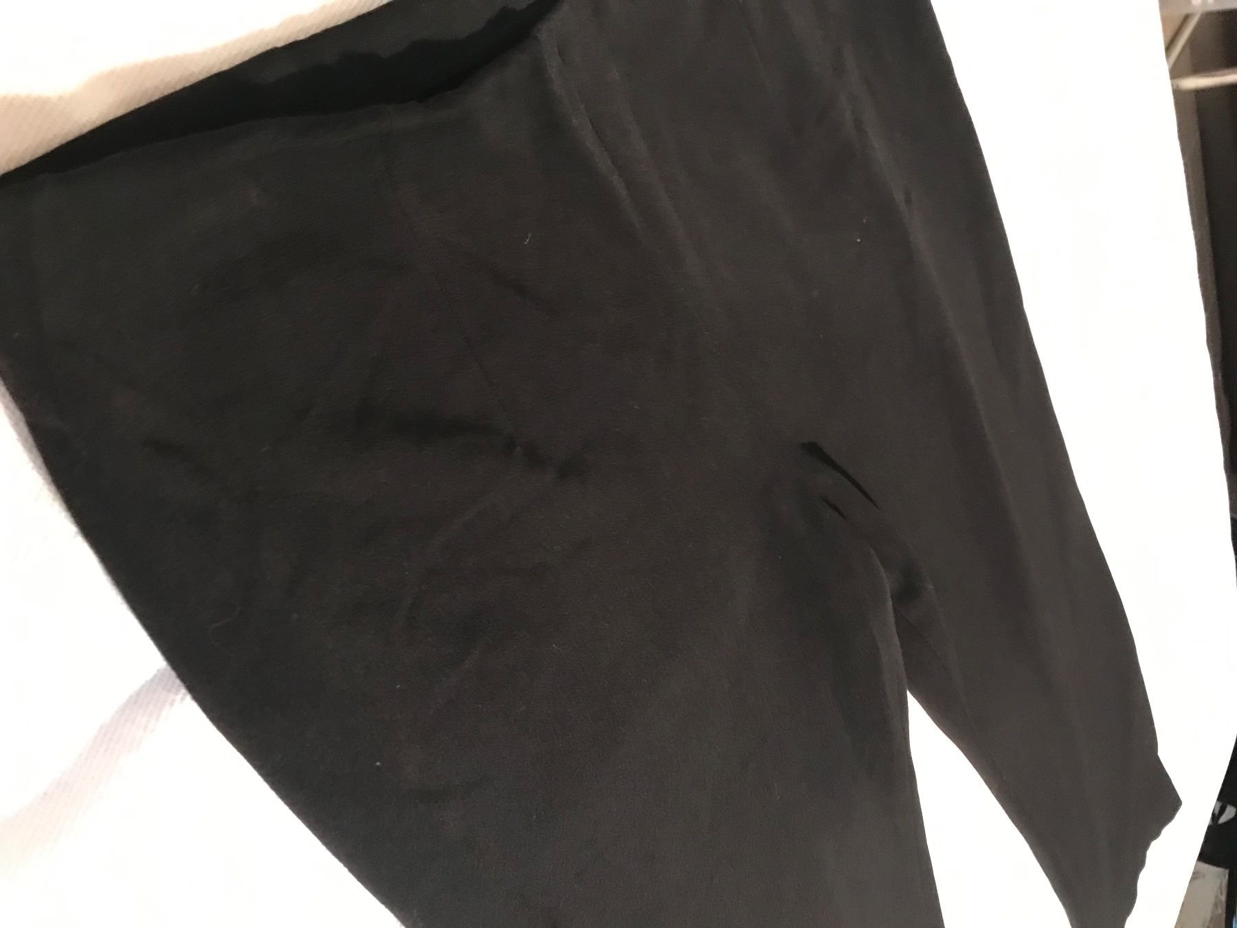 Pantaloni: Damen-Hose Schwarz – Usato da Therwil venduto da jonasiw 1