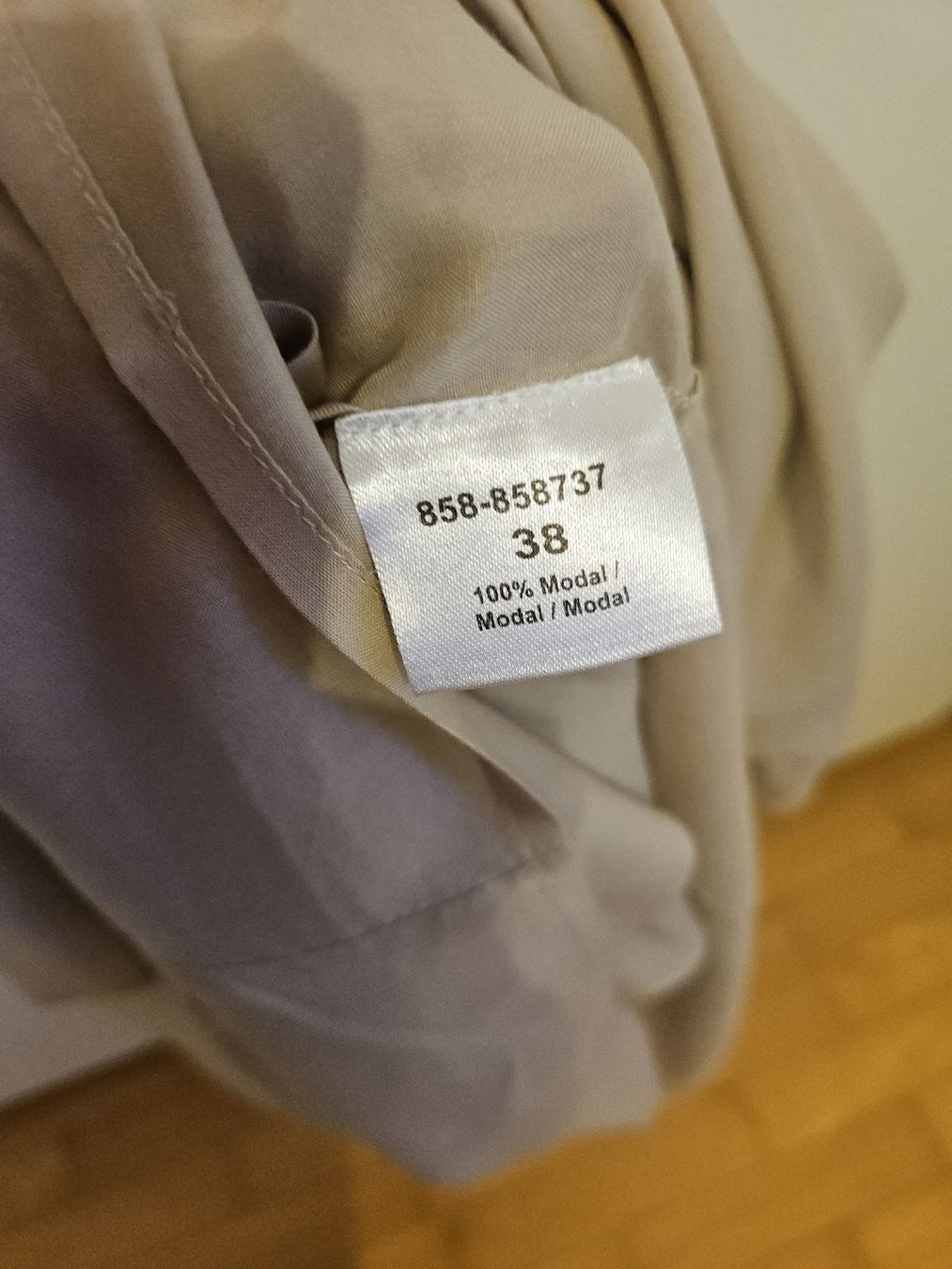 Camicette: Frogbox Damenbluse, Gr. 38, Beige mit Spitze – Usato da Urdorf venduto da Colina 7