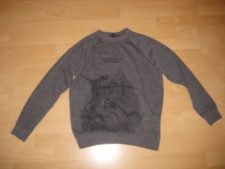 Dunkelgrauer Pullover mit Katze Gr. XS