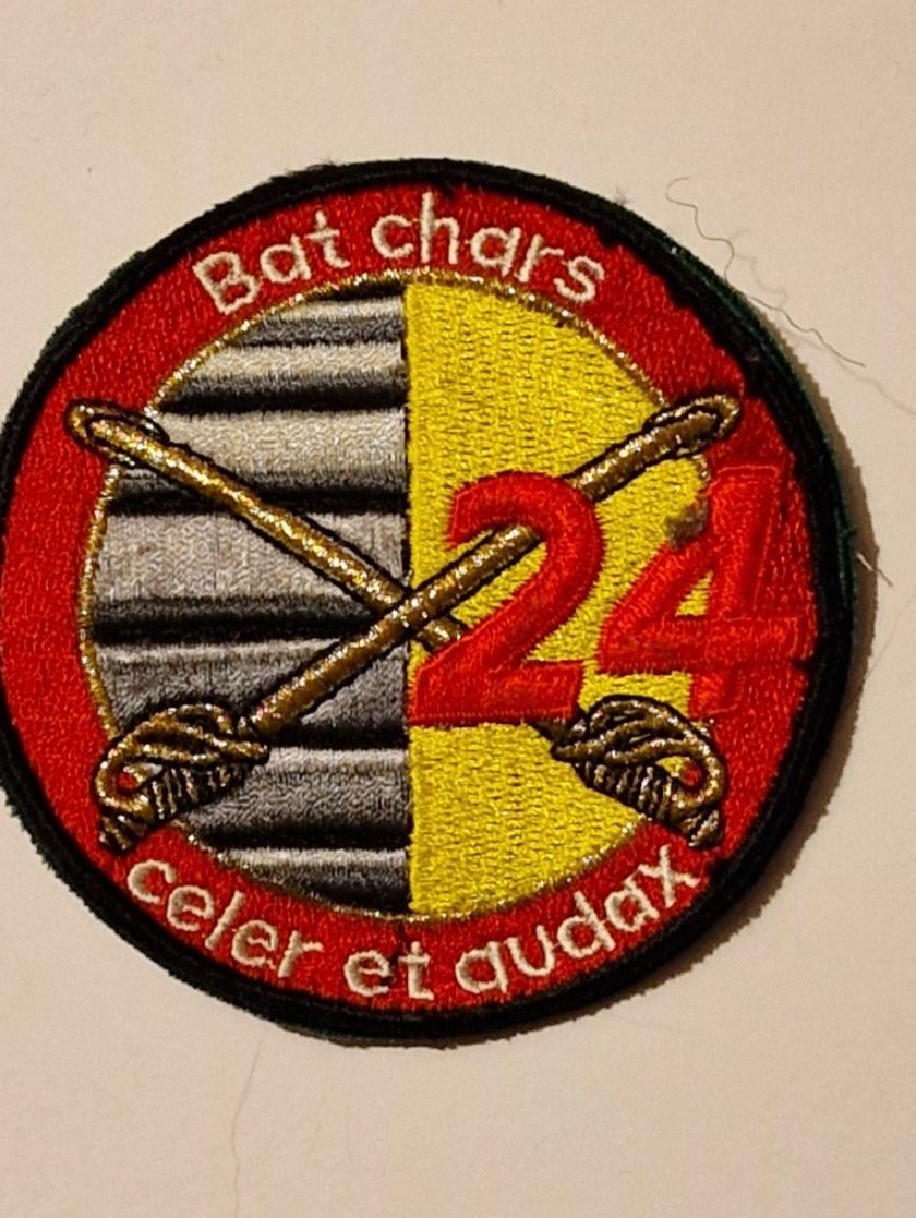 Schweizer Armee Placchette & Badge: Panzer Abzeichen Badge bat chars 24 Rot – Usato da Nyon venduto da freetoys08