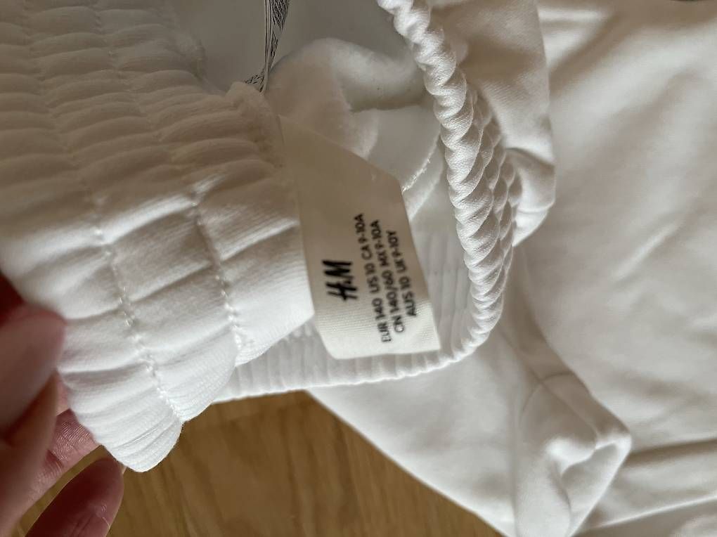 Lotti & Set di vestiti: Hosen & Jacke Set weiß Kinder  – Usato da Inwil venduto da 0107MI 1