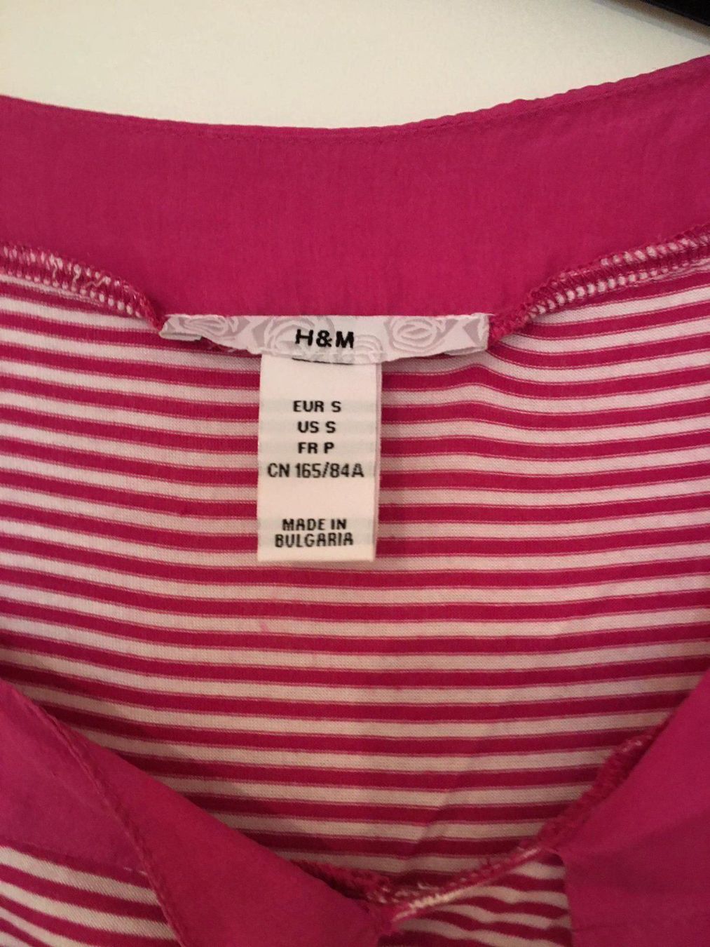H&M T-Shirts: T-Shirt H&M Gr. S – Gebraucht aus thalwil von Raishin720 2