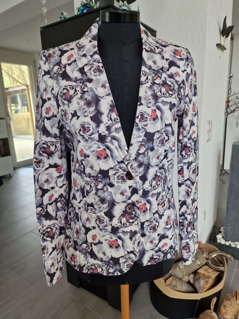 Tally Weijl Jacken: Eleganter Blazer / Jacke Tally Weijl – Gebraucht aus Wil  AG von Kfloh