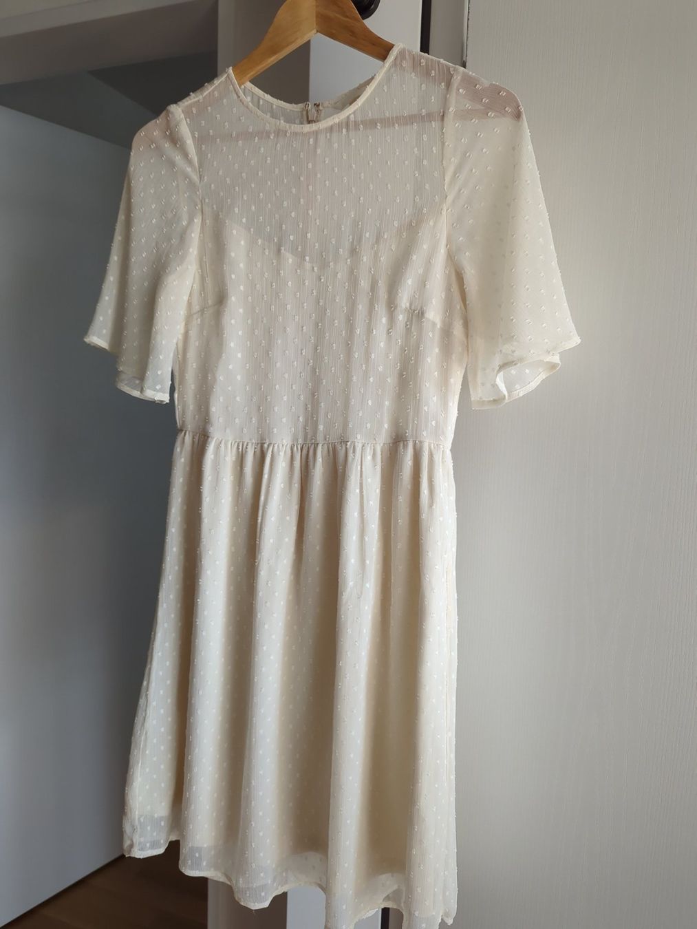 H&M Vestiti: Top erhaltenes Sommerkleid/ Gr 34 – Usato da Zug venduto da vik_8fdf