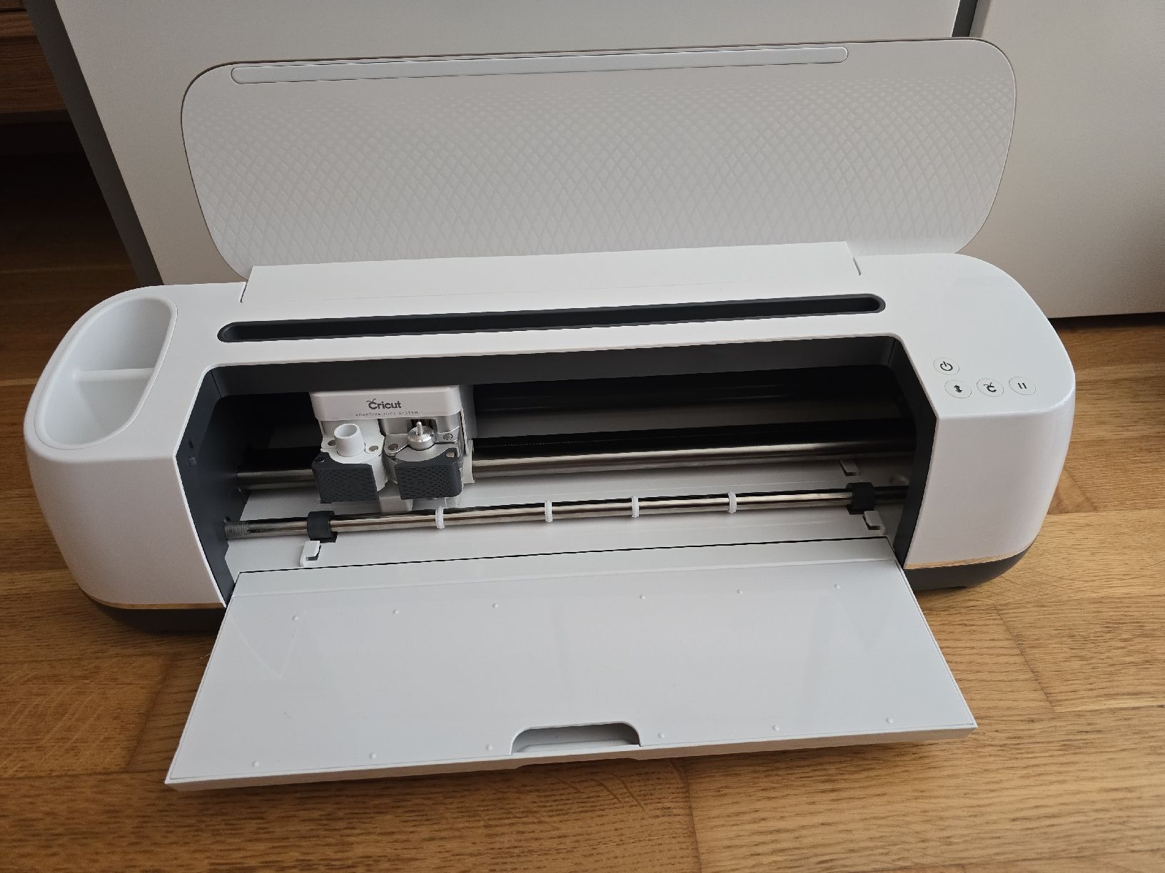 Cricut Imprimantes: Cricut Maker Champagne – D'occasion à Birrwil par D-Keller 2
