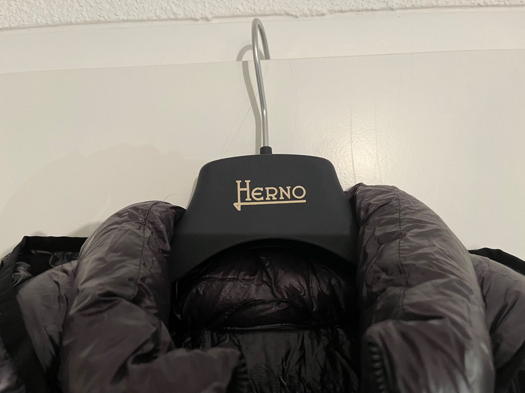 Herno Giacche: Neu-HERNO Herren Winterjacke – Nuovo (secondo la descrizione) da Kilchberg ZH venduto da nil_tvt7 3