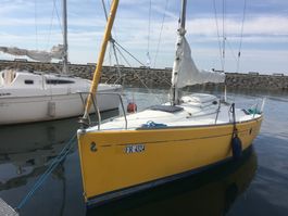 Beneteau First 211