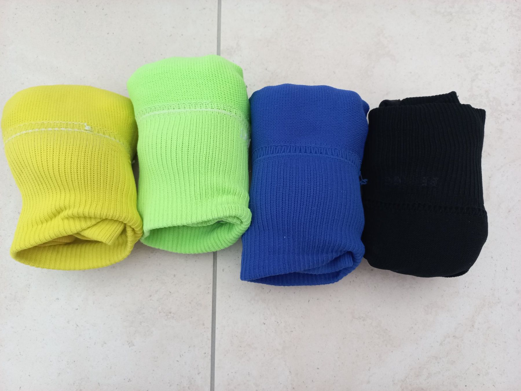 Decathlon Calze: Chaussettes foot 4 paires – Nuovo (secondo la descrizione) da Biel/Bienne venduto da Pipsi79 3