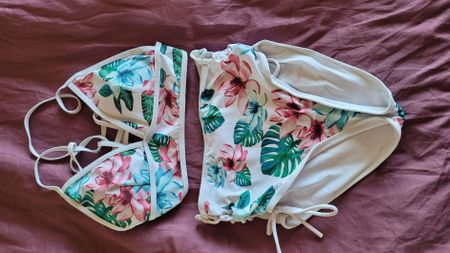 Bikini Set Floral Weiss Grösse XS-M, neuwertig