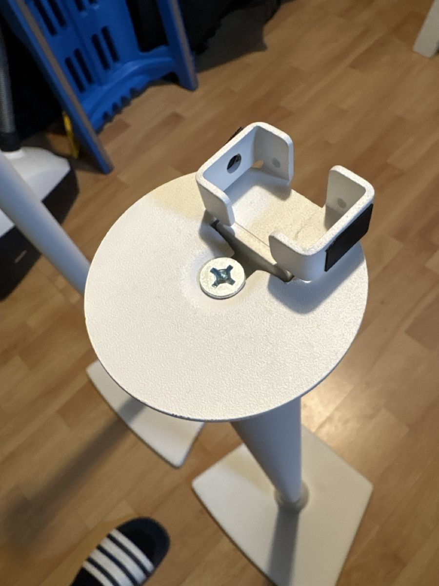 Supporti a parete: Sonos One Gen 2 Lautsprecherständer weiss, – Usato da Winterthur venduto da St.Stauffer 1