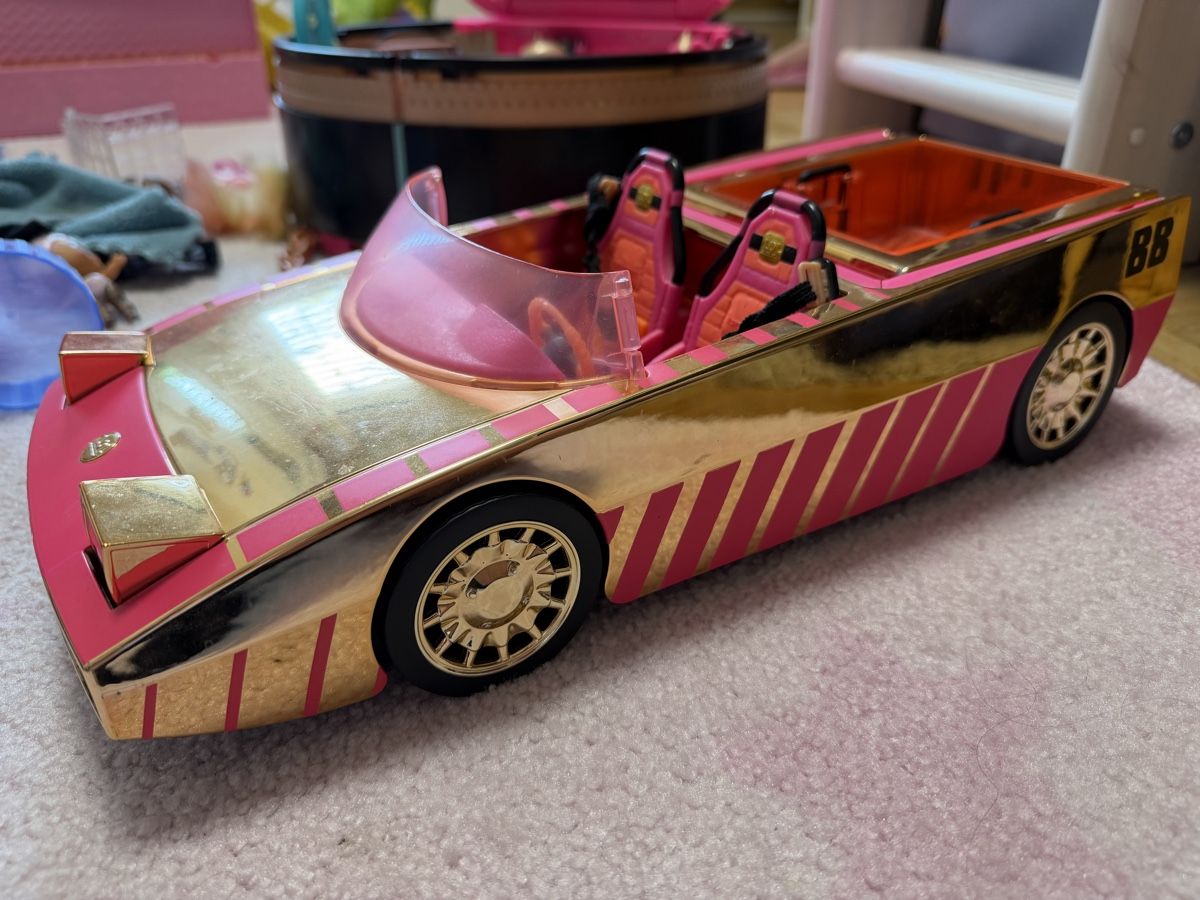 Giocattoli: LOL Spielzeugauto pink gold Cabriolet – Usato da Effretikon venduto da allanbv
