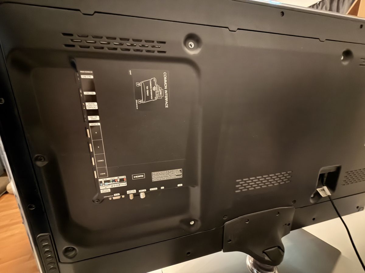 Samsung Televisori: Samsung Fernseh – Usato da Weiningen ZH venduto da artofalps01