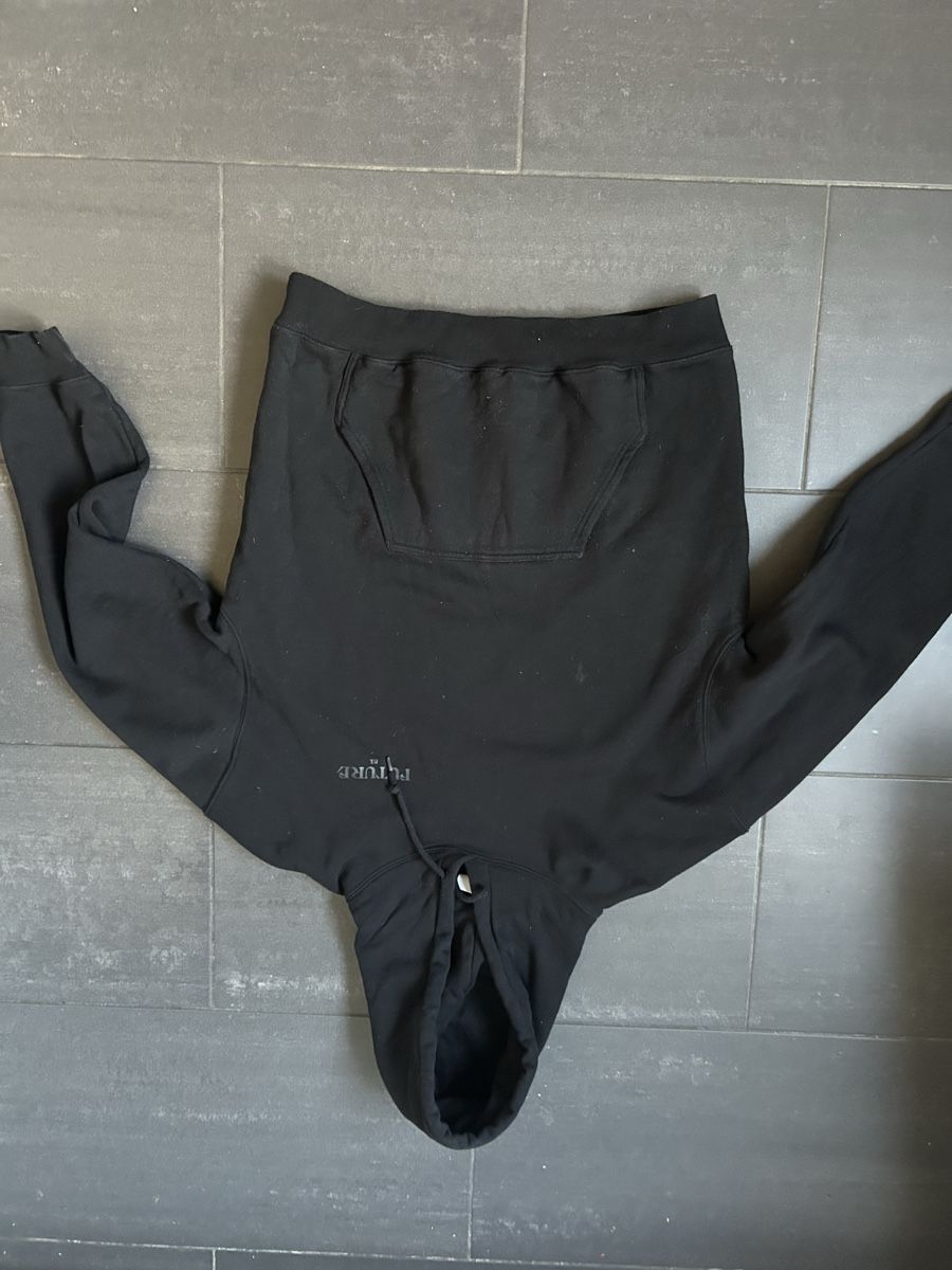 Maglioni & Felpe: Schwarzer Hoodie FUTURE EX – Usato da Zürich venduto da womaniizer 1