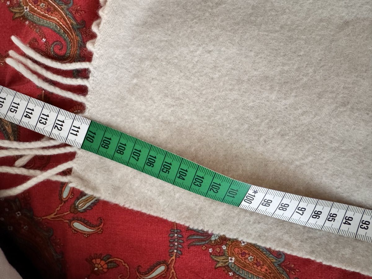 Foulard & Sciarpe: Kaschmirschal weiss – Usato da Winterthur venduto da thi_6f8k 2