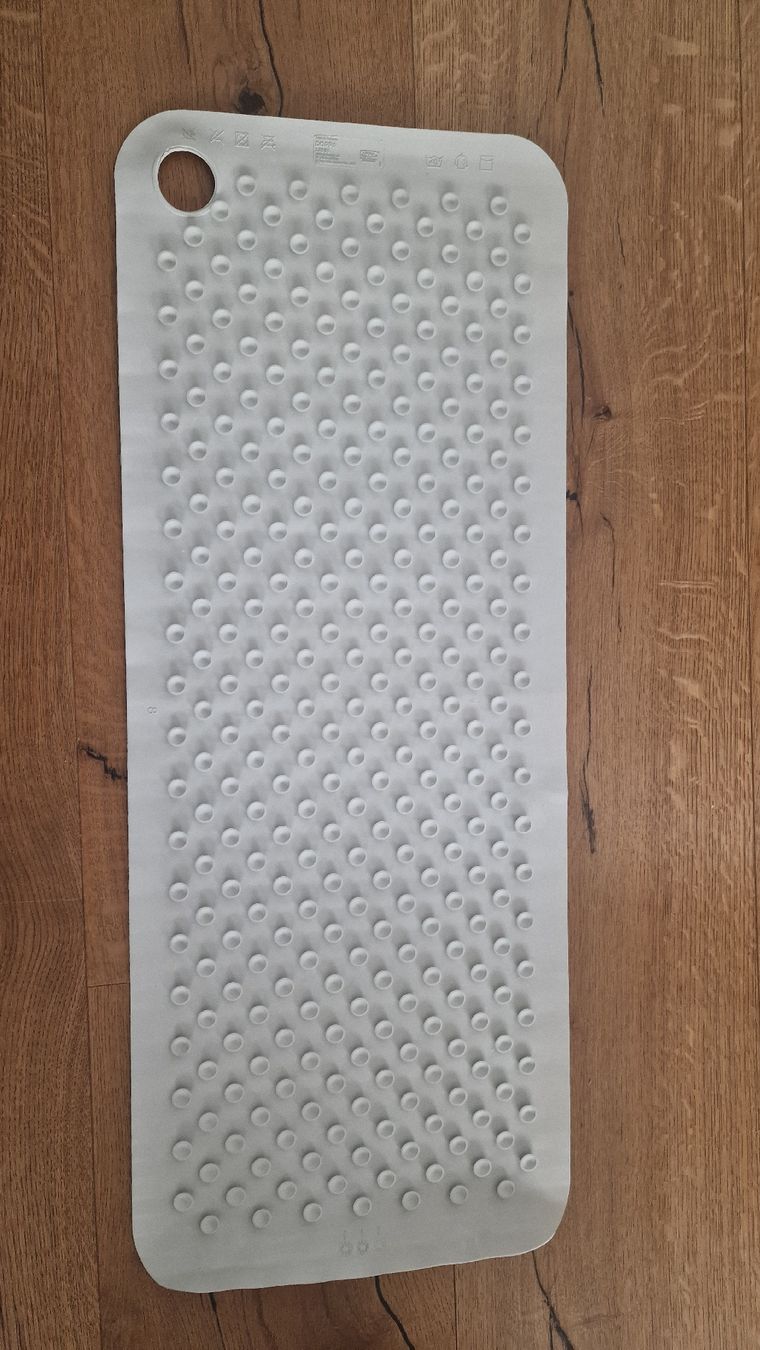 Ikea Bodenmatten: Rutschfeste Badewannenmatte Ikea – Gebraucht aus Bottighofen von Luana1234. 1