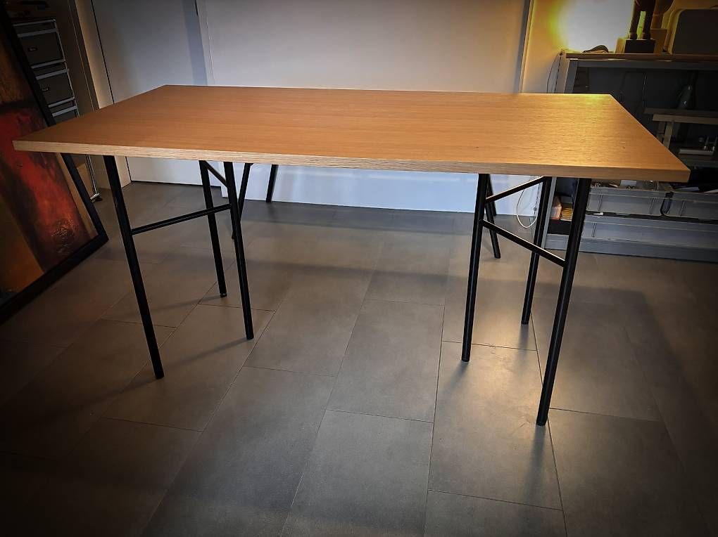 Altri mobili per ufficio: Tischbeine von Ferm Living  – Usato da Herisau venduto da Designreich
