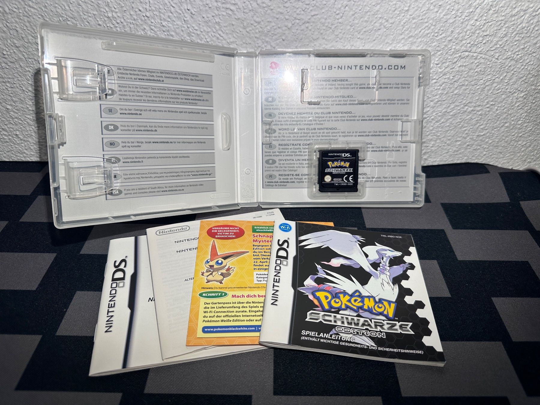 Nintendo Giochi: Nintendo DS Pokémon Schwarze Edition deutsch – Usato da Kappel SO venduto da MyFunBox 2