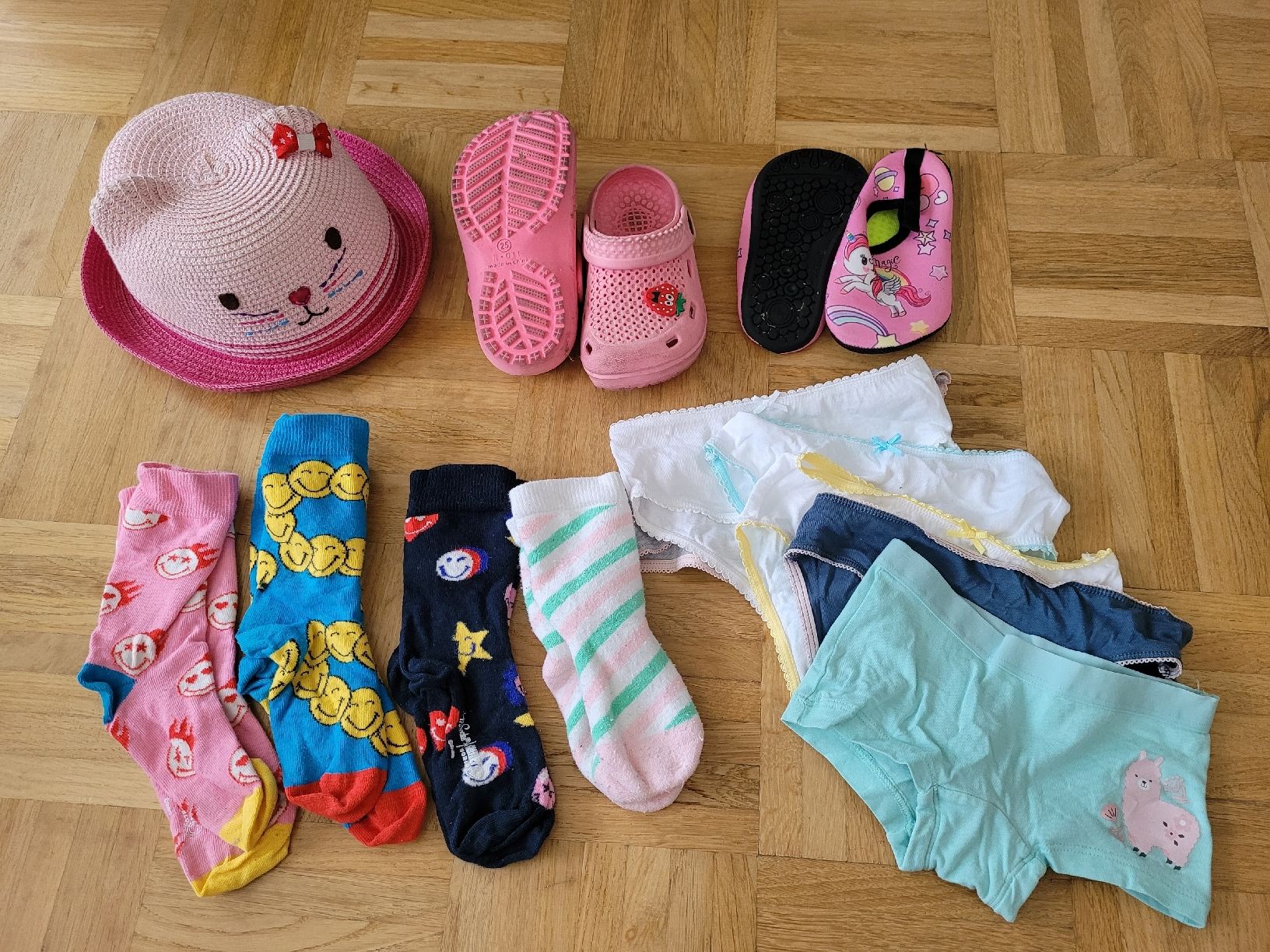 Lotti & Set di vestiti: Mädchen Kleiderpaket Grösse 104 – Usato da Frick venduto da Spain_3 3