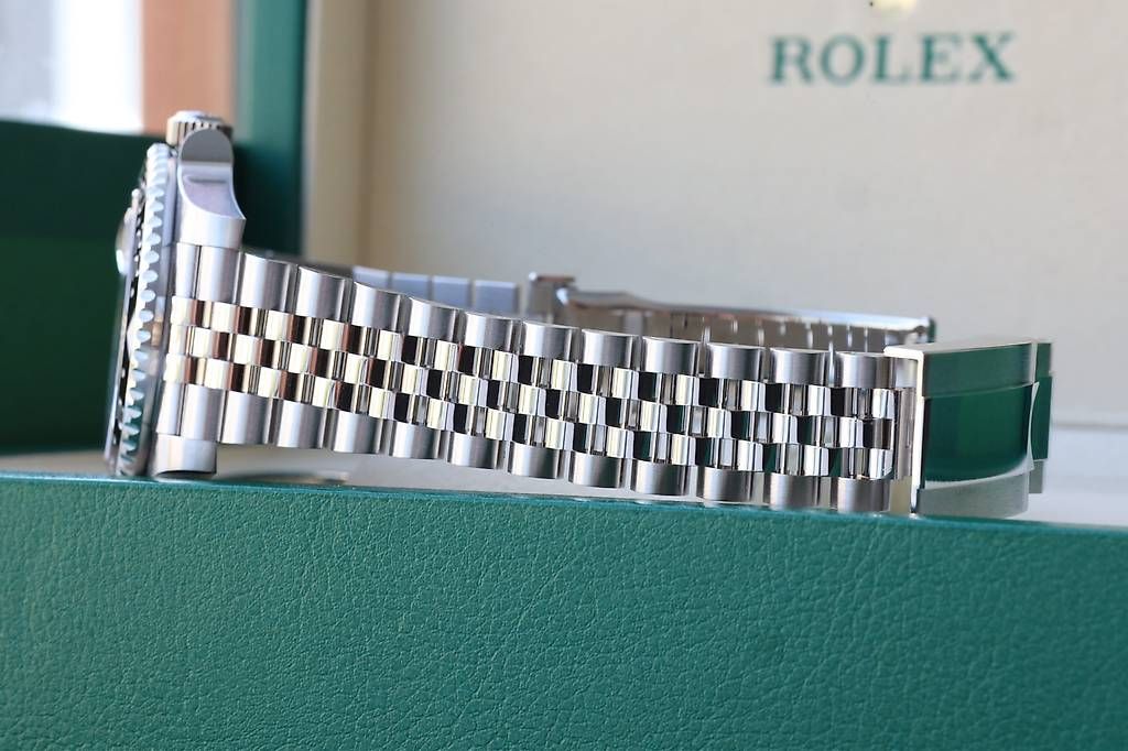 Rolex Uhren: Rolex GMT Master 2 126720VTNR Sprite – Neu und originalverpackt aus Wollerau von RekociTimepieceGmbH 1